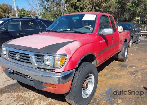 1996 Toyota Tacoma Xtracab Sr5 z USA, uszkodzony, nr VIN 4TAWN74N4TZ085625